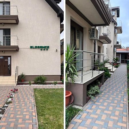 Elegance Hotel Костинещи Екстериор снимка