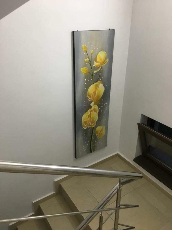 Elegance Hotel Костинещи Екстериор снимка